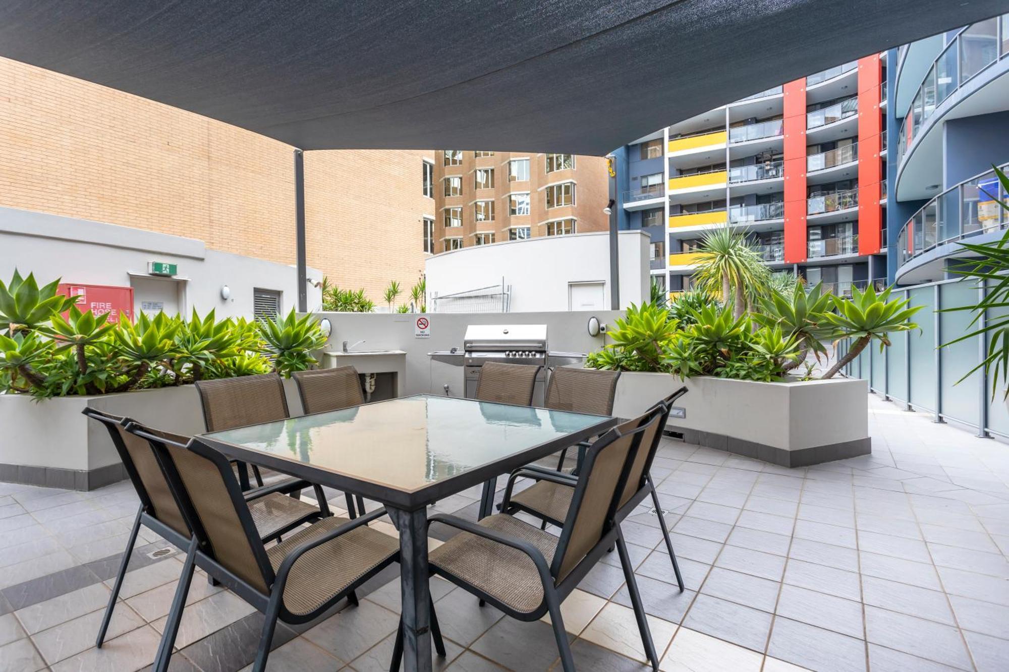 Code Apartment - Executive Escapes パース エクステリア 写真